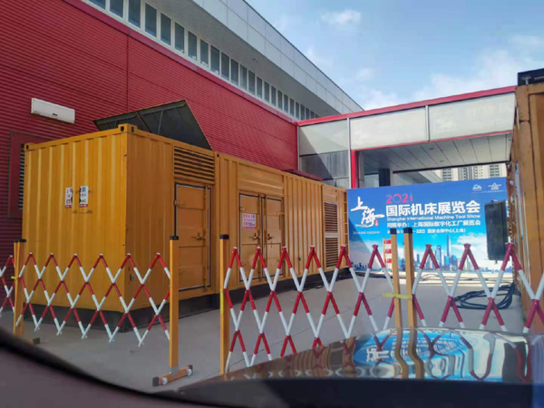 镇平发电车出租-发电机无电压或电压太低怎么办？